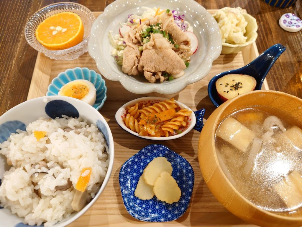 MOJOKA kitchen